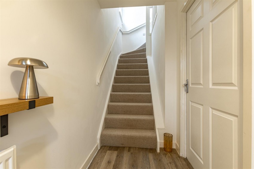 Images for 27 Stonyford, Lauder