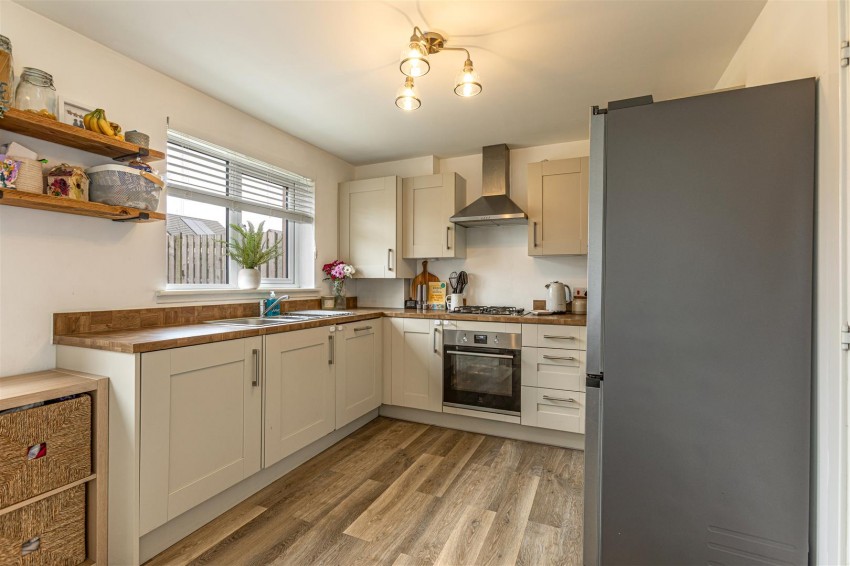 Images for 27 Stonyford, Lauder