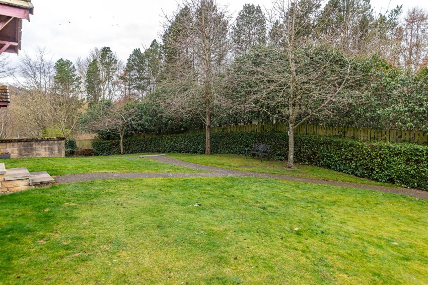 Images for 8/1 Weavers Linn, Tweedbank, Galashiels