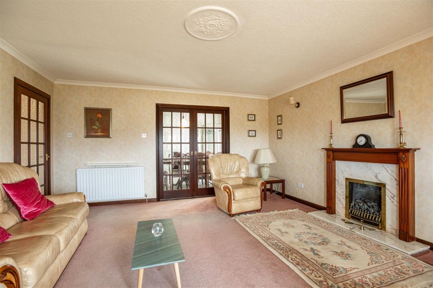 Images for 3 Peelgait, Selkirk