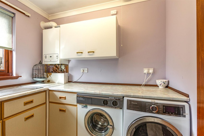 Images for 3 Peelgait, Selkirk