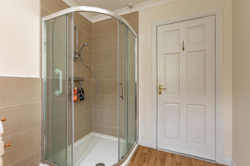 Images for 3 Peelgait, Selkirk