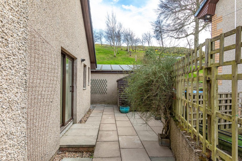 Images for 3 Peelgait, Selkirk