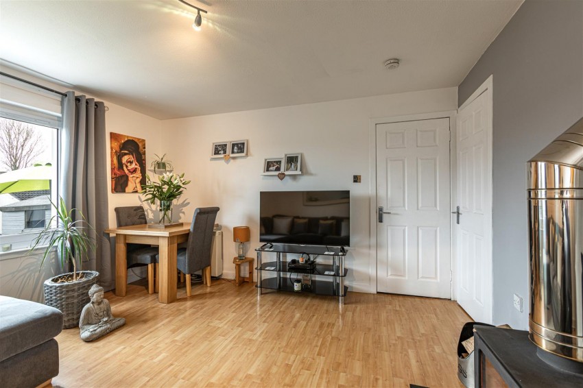 Images for 4 Heather Court, Galashiels