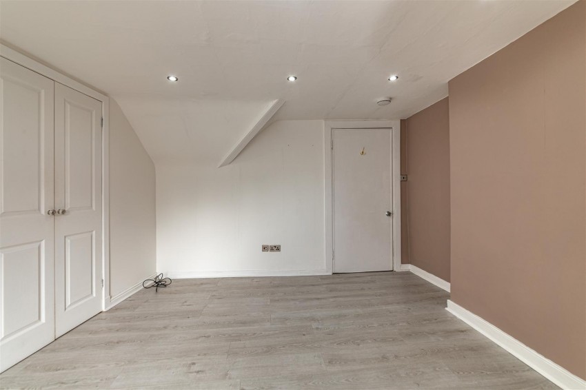 Images for 62 High Street, Galashiels