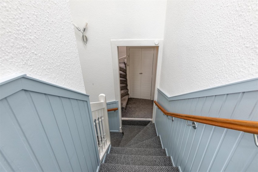 Images for 62 High Street, Galashiels