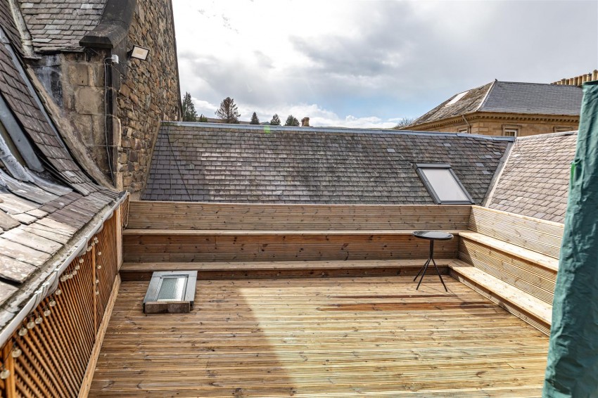 Images for 62 High Street, Galashiels