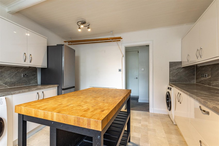 Images for 62 High Street, Galashiels