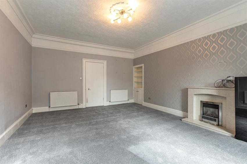 Images for 62 High Street, Galashiels
