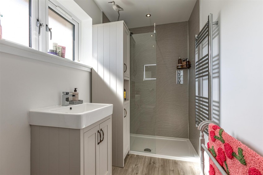 Images for 24 Everest Road, Earlston