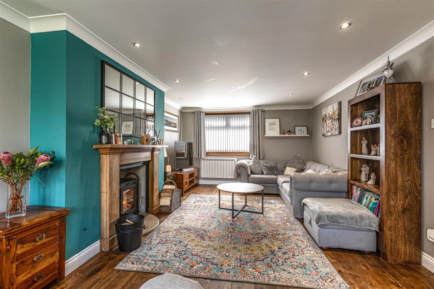 Images for 24 Everest Road, Earlston