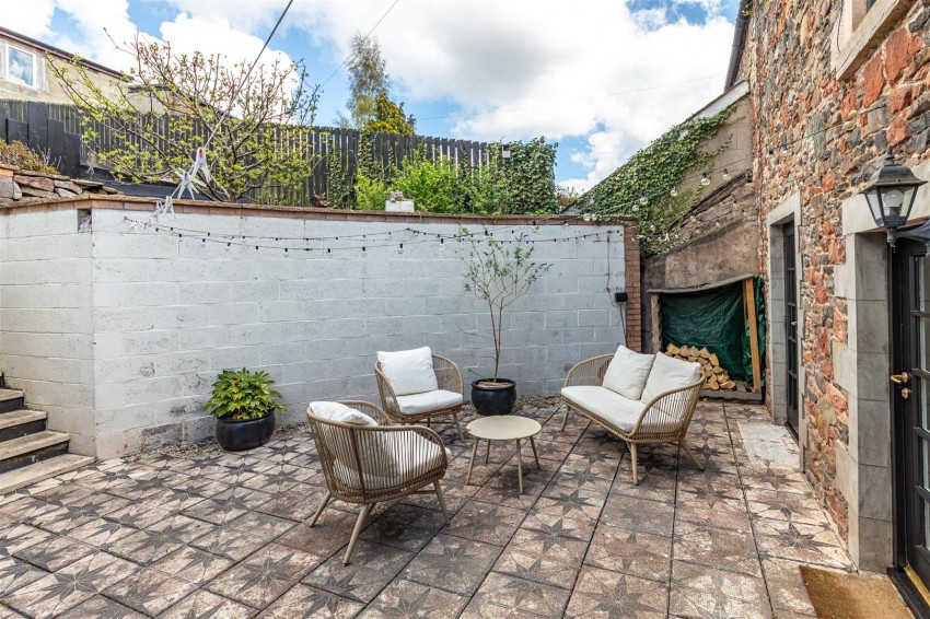 Images for 1 Blackhill View, High Street, Earlston