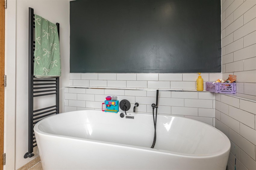 Images for 1 Riverview, Lilliesleaf, Melrose