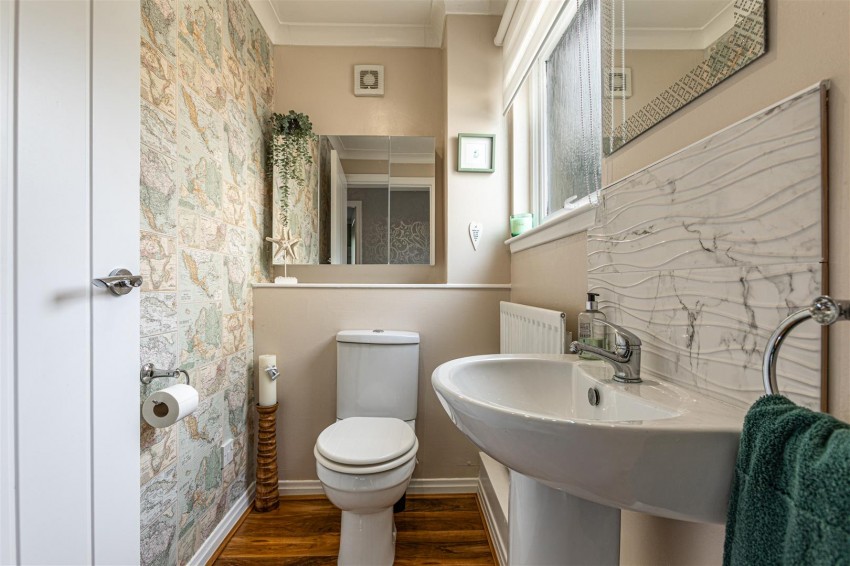 Images for 104 Craw Wood, Tweedbank, Galashiels