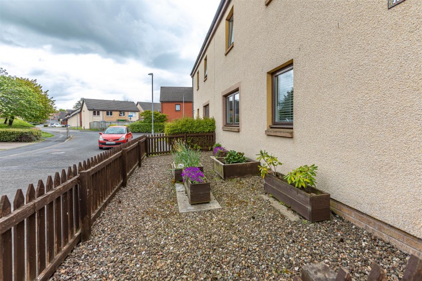 Images for 104 Craw Wood, Tweedbank, Galashiels