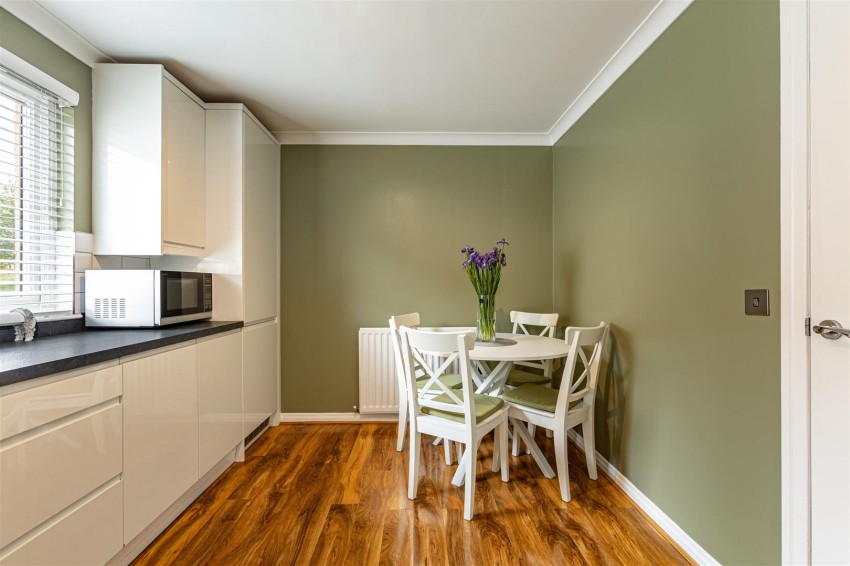 Images for 104 Craw Wood, Tweedbank, Galashiels