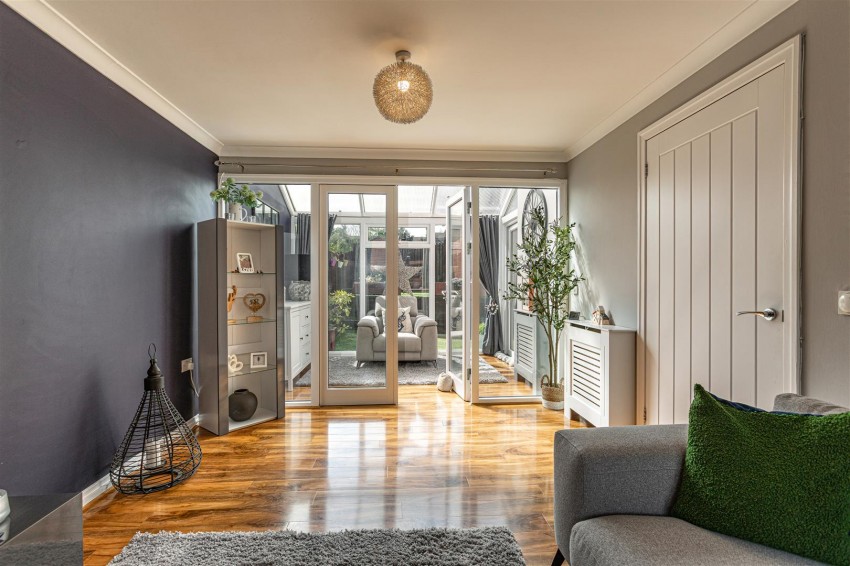 Images for 104 Craw Wood, Tweedbank, Galashiels