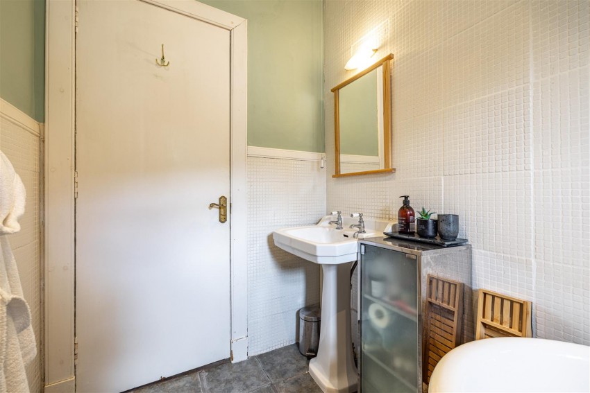 Images for 22 Abbotsford Road, Galashiels