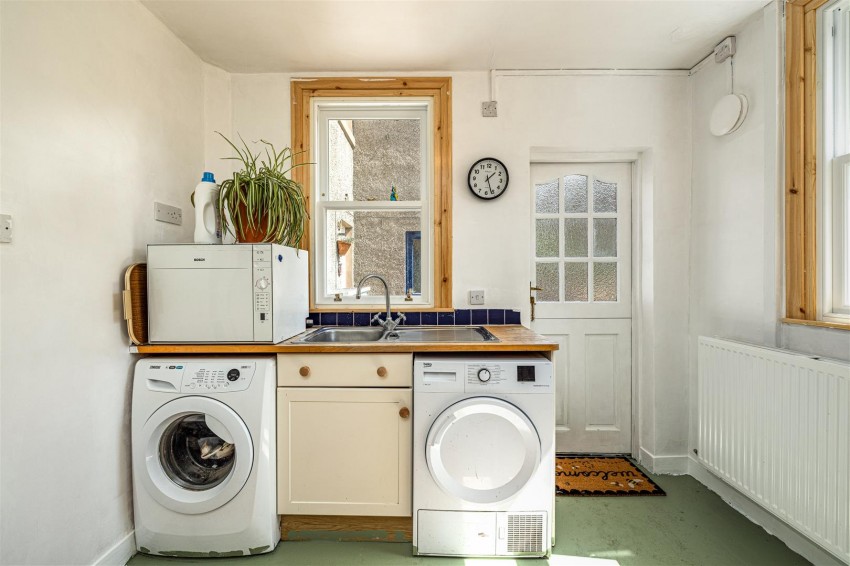 Images for 19 Shedden Park Road, Kelso