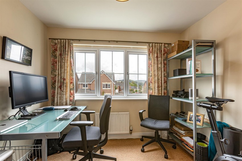 Images for 31 Weavers Linn, Tweedbank, Galashiels