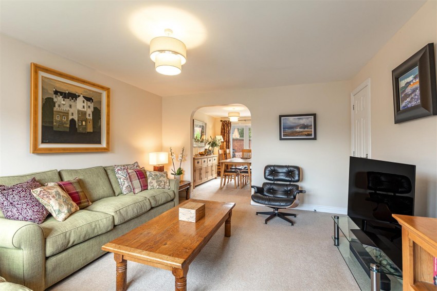 Images for 31 Weavers Linn, Tweedbank, Galashiels