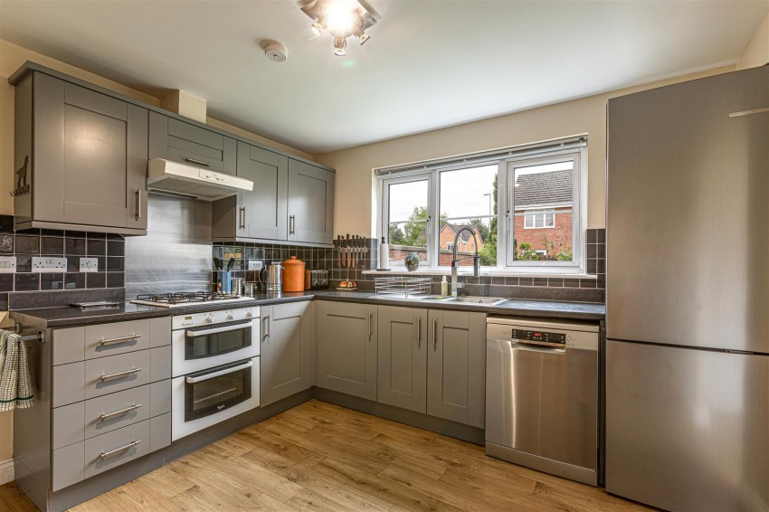 Images for 31 Weavers Linn, Tweedbank, Galashiels