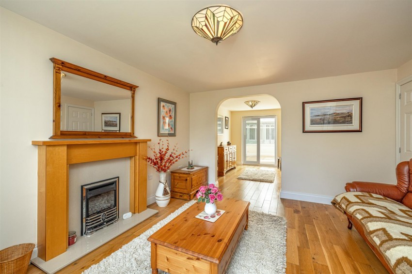 Images for 21 The Beeches, Tweedbank, Galashiels