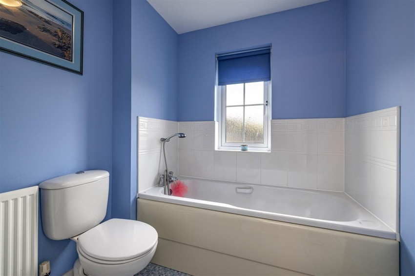 Images for 21 The Beeches, Tweedbank, Galashiels