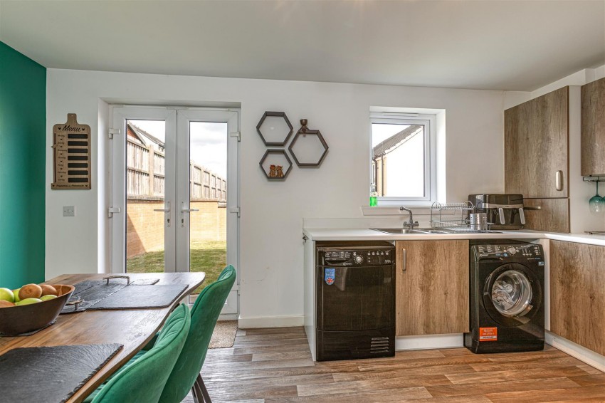 Images for 34 Kingfisher Grove, Galashiels