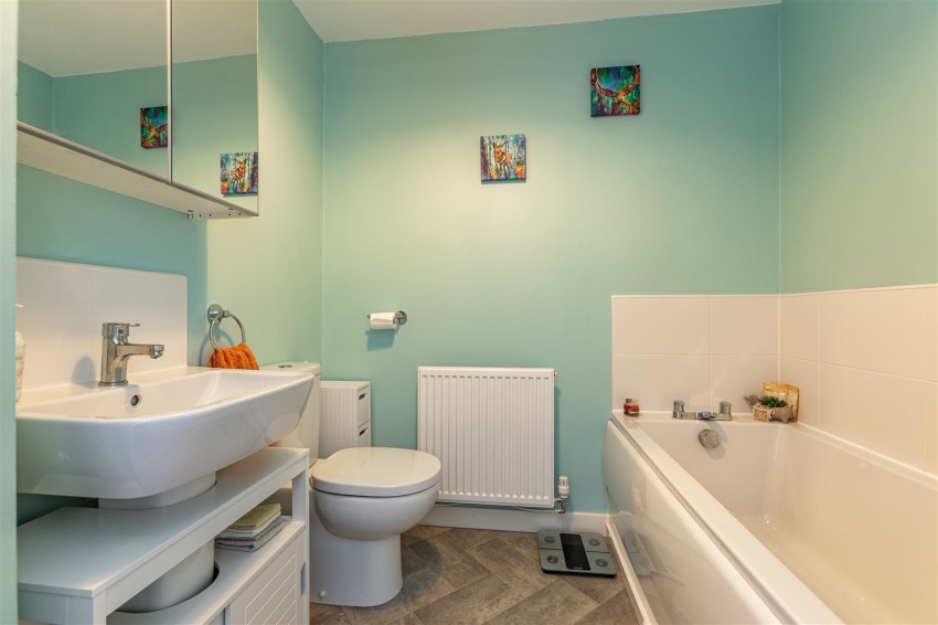 Images for 34 Kingfisher Grove, Galashiels