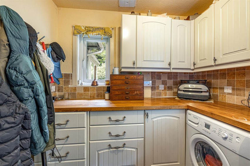 Images for Cedar Lodge, Bucklands, Hawick