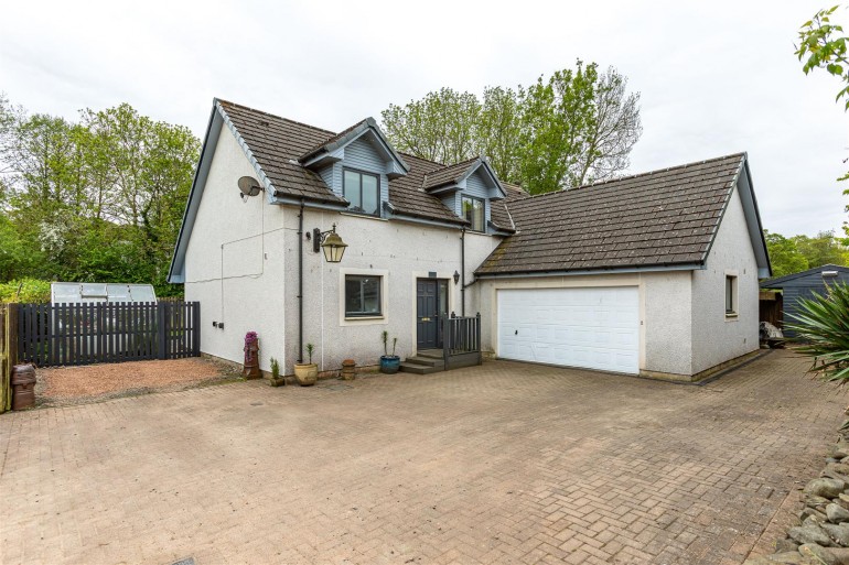2 Woodend West, Ettrickbridge, Selkirk