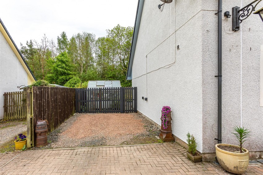 Images for 2 Woodend West, Ettrickbridge, Selkirk