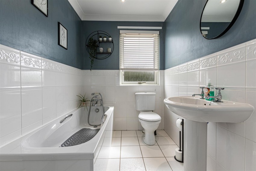 Images for 4 Lauderdale Drive, Lauder, TD2 6SN