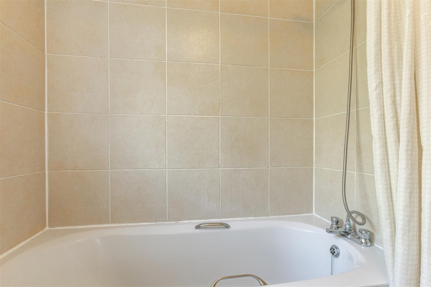 Images for 229 Magdala Terrace, Galashiels