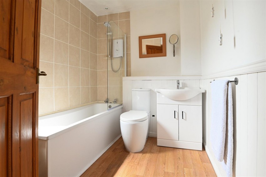 Images for 53 Sydenham Court, Kelso