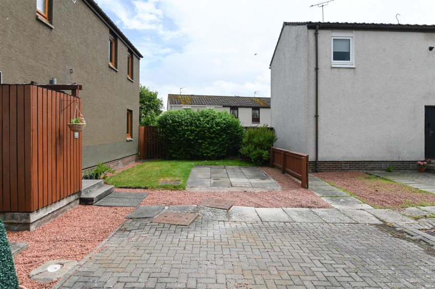 Images for 53 Sydenham Court, Kelso
