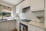 Images for 13 Priorsdene, Melrose