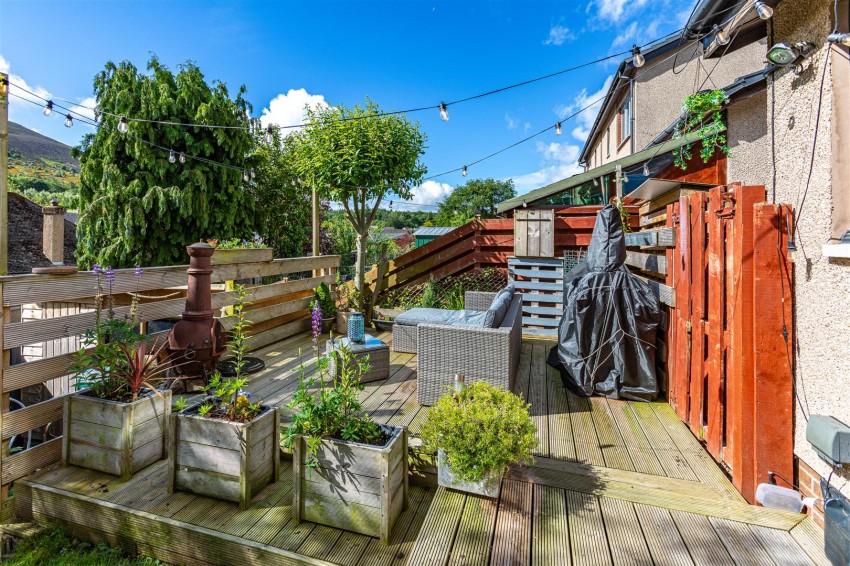 Images for 54 Eildon Crescent, Melrose