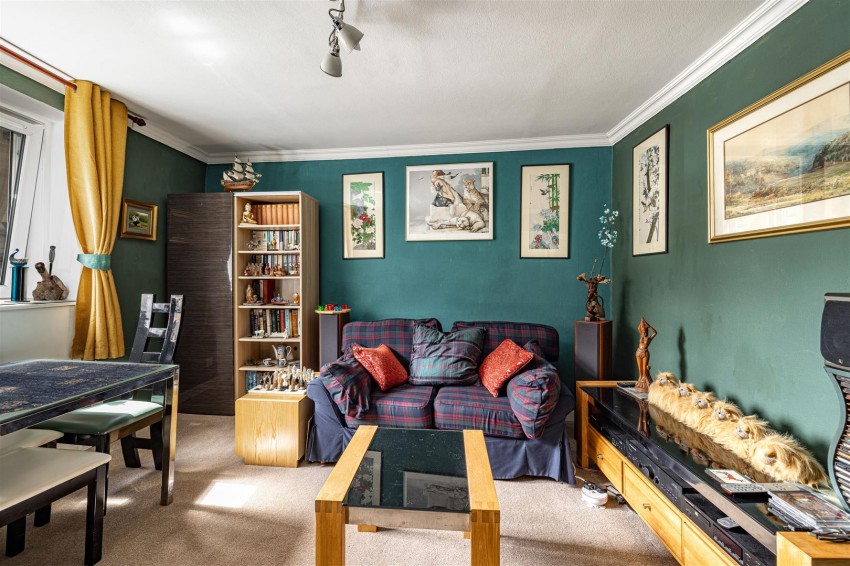 Images for 2 Johnstons Close, Galashiels