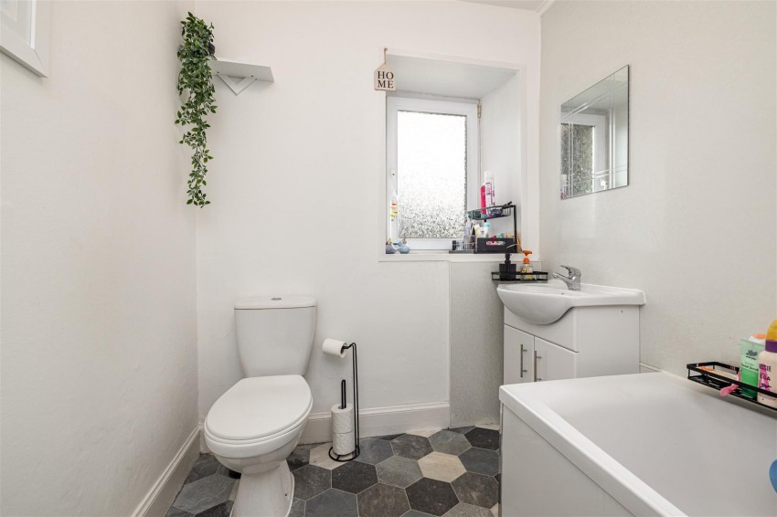 Images for 7 Ettrick Road, Selkirk