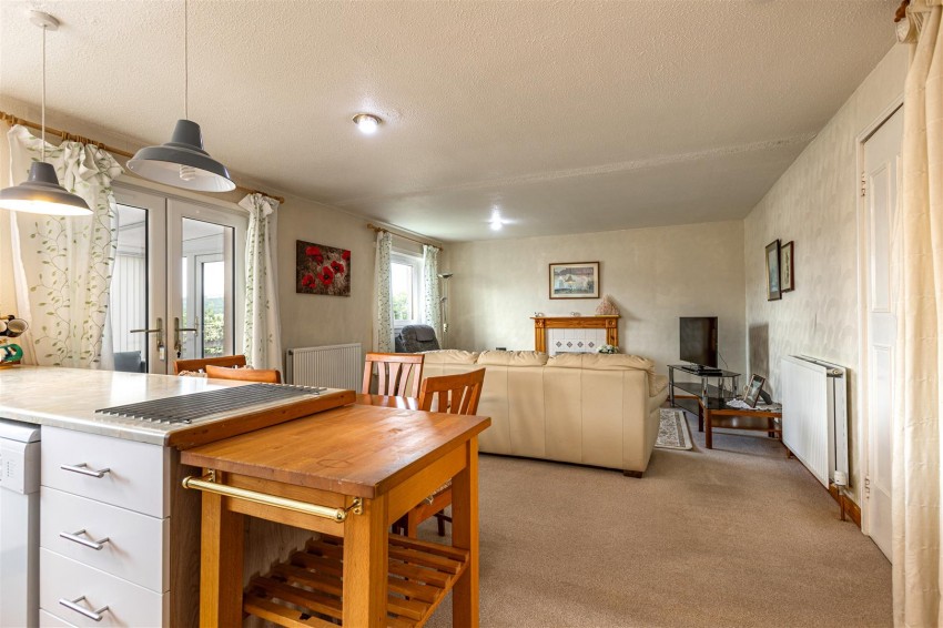 Images for 31 Sentry Knowe, Selkirk