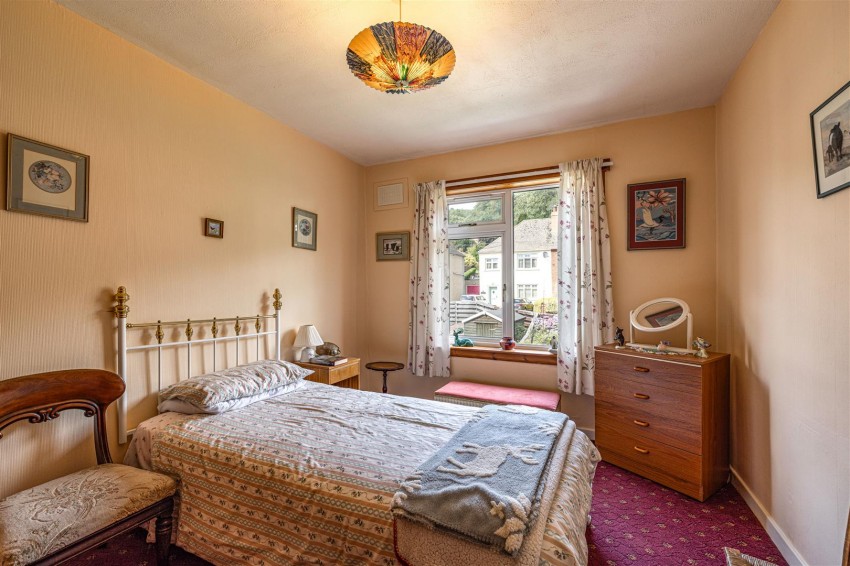 Images for 10 Glenfield Road East, Galashiels