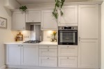 Images for 41 Eildon Crescent, Melrose